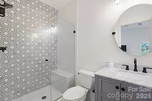2088 Euclid Ave, Charlotte, NC 28203 - Photo 12
