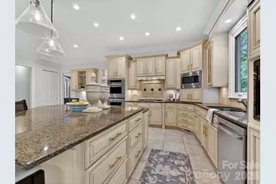 7510 Seton House Lane, Charlotte, NC 28277 - Photo 16