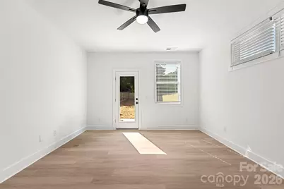 2522 Deherradora Avenue, Charlotte, NC 28208 - Photo 10