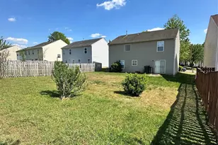 4722 Mortonhall Rd, Charlotte, NC 28215 - Photo 32