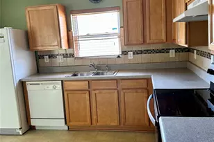 4722 Mortonhall Rd, Charlotte, NC 28215 - Photo 10