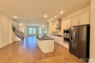 10038 Wayfair Meadow Ct, Charlotte, NC 28277 - Photo 8