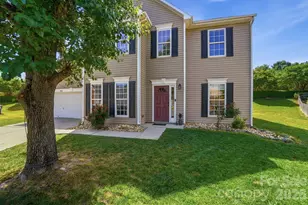 2002 Moonstone Ln, Indian Trail, NC 28079 - Photo 2