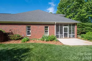 1634 Elkhart Cir, Gastonia, NC 28054 - Photo 26