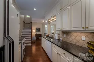 1634 Elkhart Cir, Gastonia, NC 28054 - Photo 10
