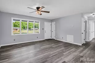 702 Billy's Dr, Shelby, NC 28152 - Photo 6
