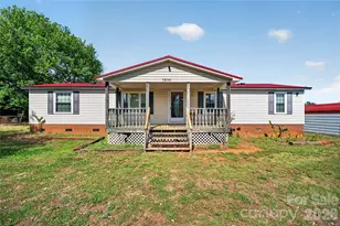 7855 Roger Hill Rd, Connelly Springs, NC 28612 - Photo 2