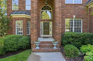 3105 Stanway Ct, Waxhaw, NC 28173 - Photo 2