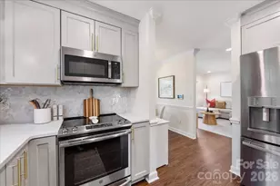 6917 Candlewyck Ln, Charlotte, NC 28226 - Photo 18