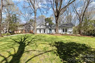 6917 Candlewyck Ln, Charlotte, NC 28226 - Photo 4