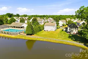 14227 Lake Crossing Dr, Charlotte, NC 28278 - Photo 32