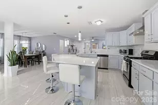 14227 Lake Crossing Dr, Charlotte, NC 28278 - Photo 14