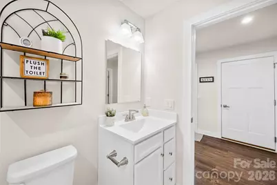 4105 Jones Creek Lane, Charlotte, NC 28215 - Photo 12
