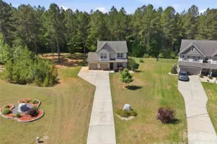 6509 Coniferous Cir, Waxhaw, NC 28173 - Photo 4