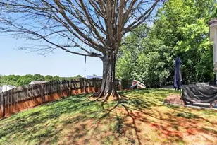 9715 Castle Terrace Ct, Charlotte, NC 28215 - Photo 36