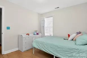 9715 Castle Terrace Ct, Charlotte, NC 28215 - Photo 26