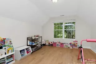 9715 Castle Terrace Ct, Charlotte, NC 28215 - Photo 30