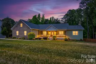 9311 Willowglen Trail, Charlotte, NC 28215 - Photo 2