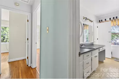 1511 Ormsby Court, Charlotte, NC 28211 - Photo 46