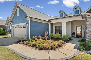 2017 Grove Pl, Fort Mill, SC 29715 - Photo 4