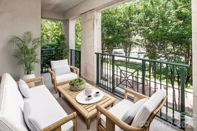 300 W 5th Street W #204, Charlotte, NC 28202 - Photo 2