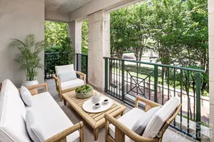 300 W 5th Street W, Charlotte, NC 28202 - Photo 2