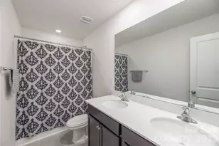 220 Roper St, Candler, NC 28715 - Photo 18