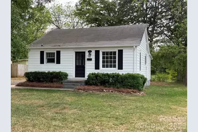 1431 3rd Street Place NE, Hickory, NC 28601 - Photo 1