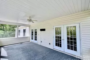 7 Curtis Dr, Hendersonville, NC 28739 - Photo 10