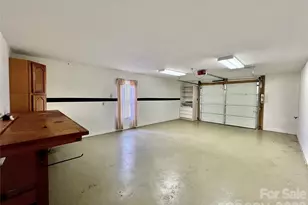 7 Curtis Dr, Hendersonville, NC 28739 - Photo 30