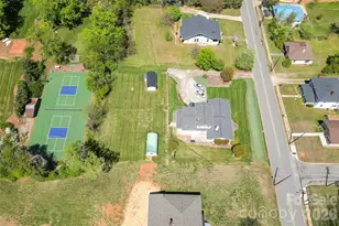 110 Burkemont Ave, Morganton, NC 28655 - Photo 44