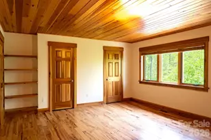 26 Robinson Creek Rd, Asheville, NC 28803 - Photo 10
