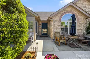174 Summerfield Pl, Flat Rock, NC 28731 - Photo 4