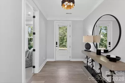 2547 Deacon Avenue, Charlotte, NC 28204 - Photo 2