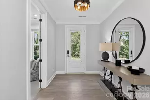 2547 Deacon Ave, Charlotte, NC 28204 - Photo 2