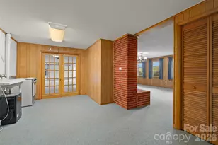 441 Mulberry St, Clyde, NC 28721 - Photo 34