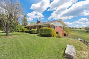 441 Mulberry St, Clyde, NC 28721 - Photo 38