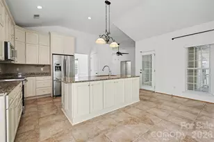 208 Riverfront Pkwy, Mount Holly, NC 28120 - Photo 10