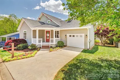 4 Olde Cottage Lane, Asheville, NC 28803 - Photo 1