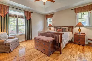 4 Olde Cottage Ln, Asheville, NC 28803 - Photo 4