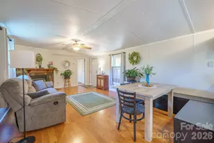 4021 26th St Ct NE, Hickory, NC 28601 - Photo 6