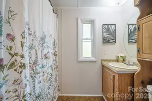 4021 26th St Ct NE, Hickory, NC 28601 - Photo 14