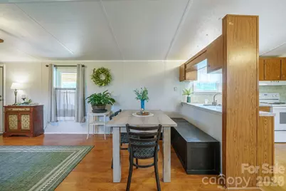 4021 26th Street Court NE, Hickory, NC 28601 - Photo 8