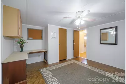 4021 26th Street Court NE, Hickory, NC 28601 - Photo 18