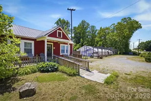 905 Carbon City Rd, Morganton, NC 28655 - Photo 1