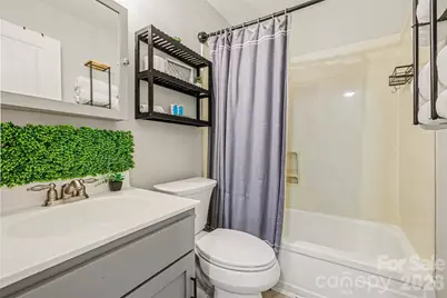 1201 Green Oaks Lane, Charlotte, NC 28205 - Photo 18