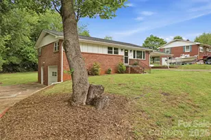 88 36th St NW, Hickory, NC 28601 - Photo 8