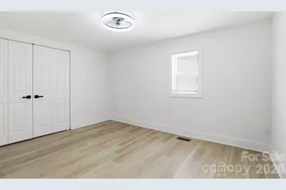 630 N Davis Avenue, Newton, NC 28658 - Photo 18