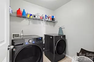 12700 Oldehurst Pl, Charlotte, NC 28262 - Photo 30