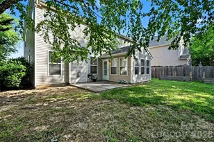 12700 Oldehurst Pl, Charlotte, NC 28262 - Photo 32